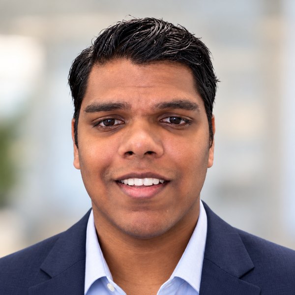 Portrait of Arun Sella